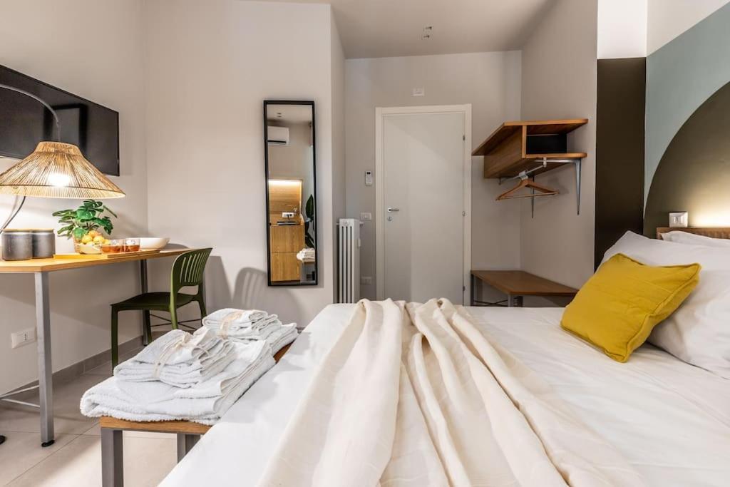 Dafne Room Un'Oasi Romana Per Coppie Экстерьер фото